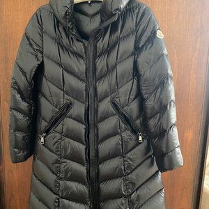 Moncler Fitted Down Jacket Size 3/L